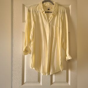 Women's Universal Thread Yellow Stripe Button Down Shirt